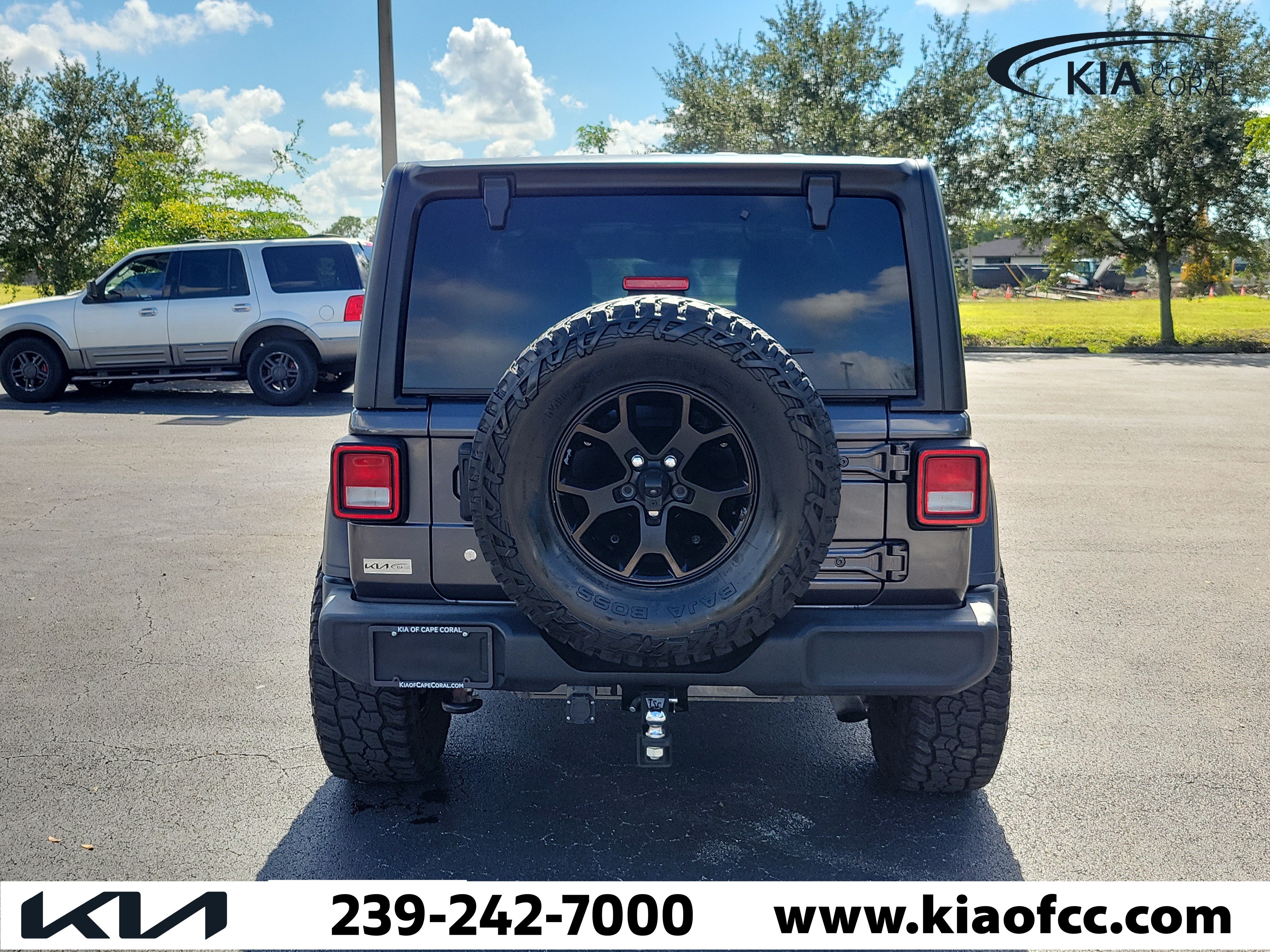 Used 2020 Jeep Wrangler Unlimited Sport AWD/4WD image 5