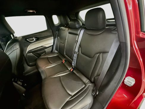 Used 2025 Jeep Compass Limited AWD/4WD image 28