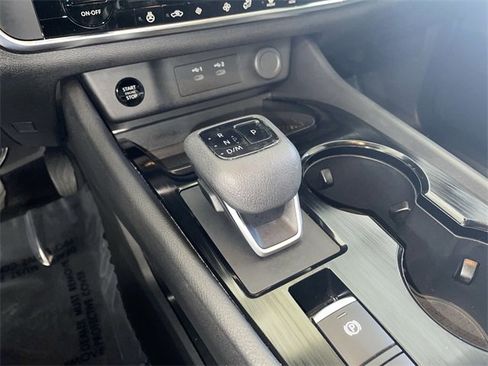 Certified 2024 Nissan Rogue SV w/ SV Premium Package image 29