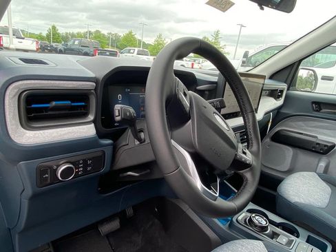 New 2026 Ford Maverick XLT w/ XLT Luxury Package AWD/4WD image 9