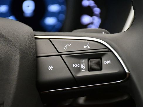 Used 2025 Audi Q3 2.0T Premium w/ Convenience Package image 24