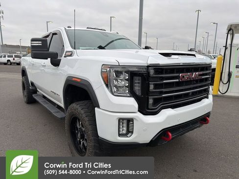 Used 2020 GMC Sierra 3500 AT4 w/ AT4 Premium Package image 4