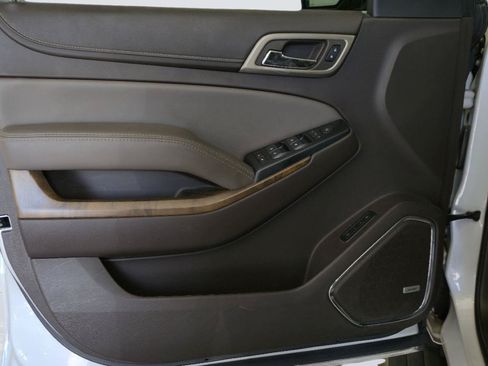 Used 2018 GMC Yukon XL Denali w/ Denali Ultimate Package AWD/4WD image 11