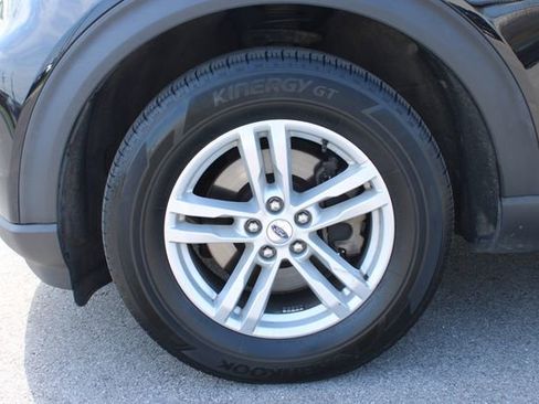 Used 2020 Ford Explorer XLT w/ Equipment Group 202A image 35