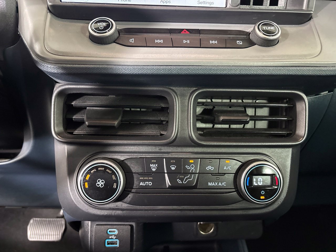 Used 2022 Ford Maverick XL FWD image 18