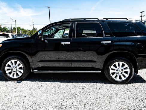 Used 2012 Toyota Sequoia Platinum image 21
