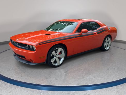 Used 2009 Dodge Challenger SRT8 w/ SRT Option Group II RWD image 1