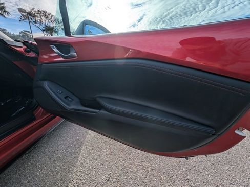 Used 2016 MAZDA MX-5 Miata Grand Touring image 21