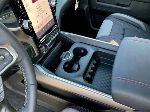 New 2025 RAM 2500 Big Horn image 7