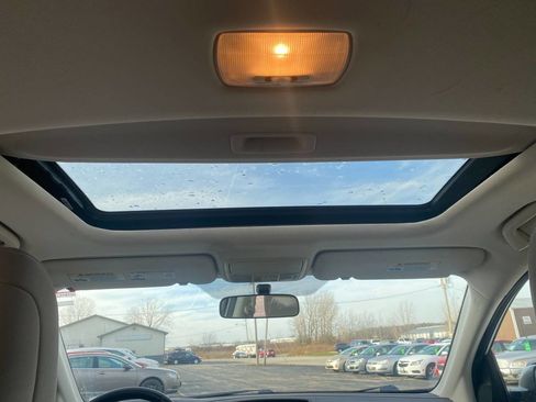 Used 2012 Honda CR-V EX-L image 18