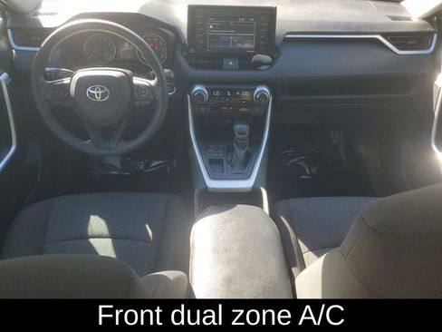 Used 2021 Toyota RAV4 XLE image 2