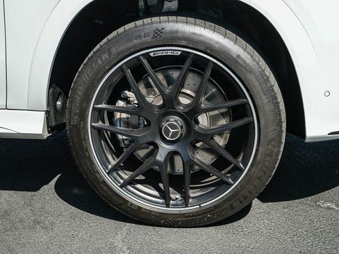 Used 2024 Mercedes-Benz GLE 53 AMG 4MATIC Coupe image 10