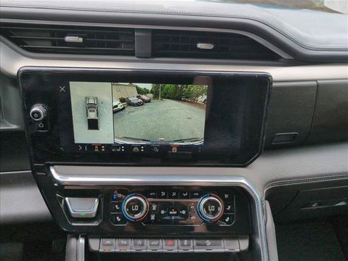 Used 2026 GMC Sierra 1500 Denali w/ Denali Reserve Package AWD/4WD image 13