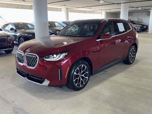 Certified 2025 BMW X3 xDrive30i image 4