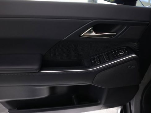 Used 2025 Lexus GX 550 image 18