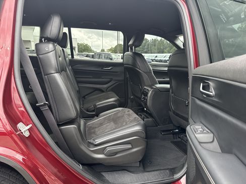 Used 2024 Jeep Grand Cherokee L Laredo AWD/4WD image 16