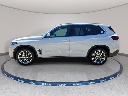 Used 2024 BMW X5 xDrive40i w/ Parking Assistance Package AWD/4WD image 9