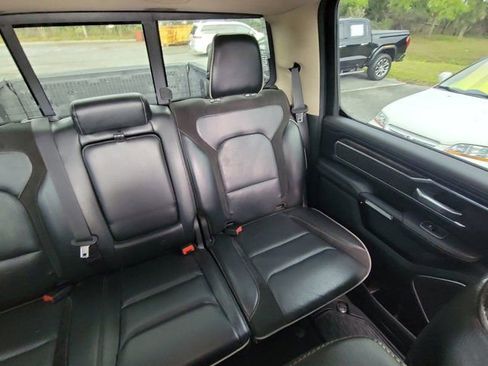 Used 2019 RAM 1500 Laramie w/ Off Road Group image 6