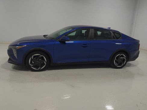 Used 2025 Kia K4 EX FWD image 2