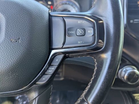 Used 2022 RAM 1500 Limited w/ Body Color Bumper Group image 27