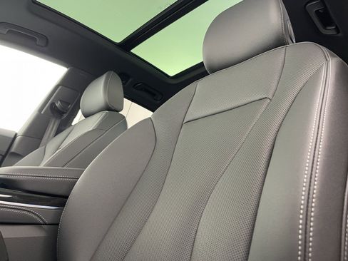 New 2025 Audi Q8 Premium Plus image 26