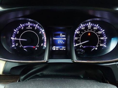 Used 2015 Toyota Avalon XLE Touring FWD image 23