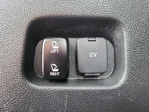 Certified 2023 Ford Edge SEL AWD/4WD image 9