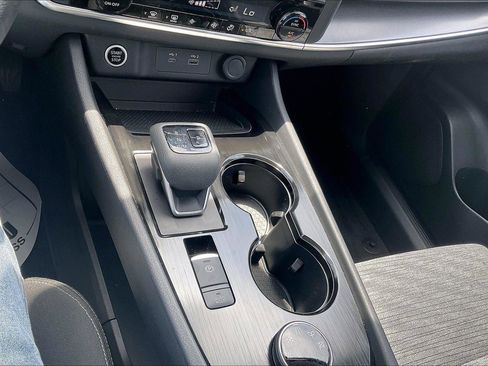 Certified 2023 Nissan Rogue SV AWD/4WD image 31