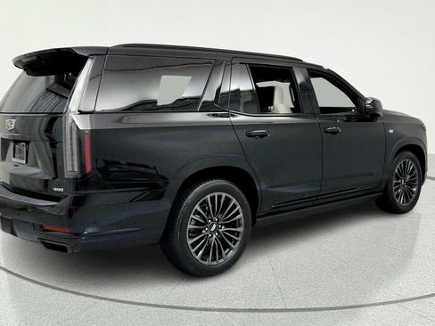 Certified 2025 Cadillac Escalade Sport Platinum w/ LPO, Floor Liner Package AWD/4WD image 5