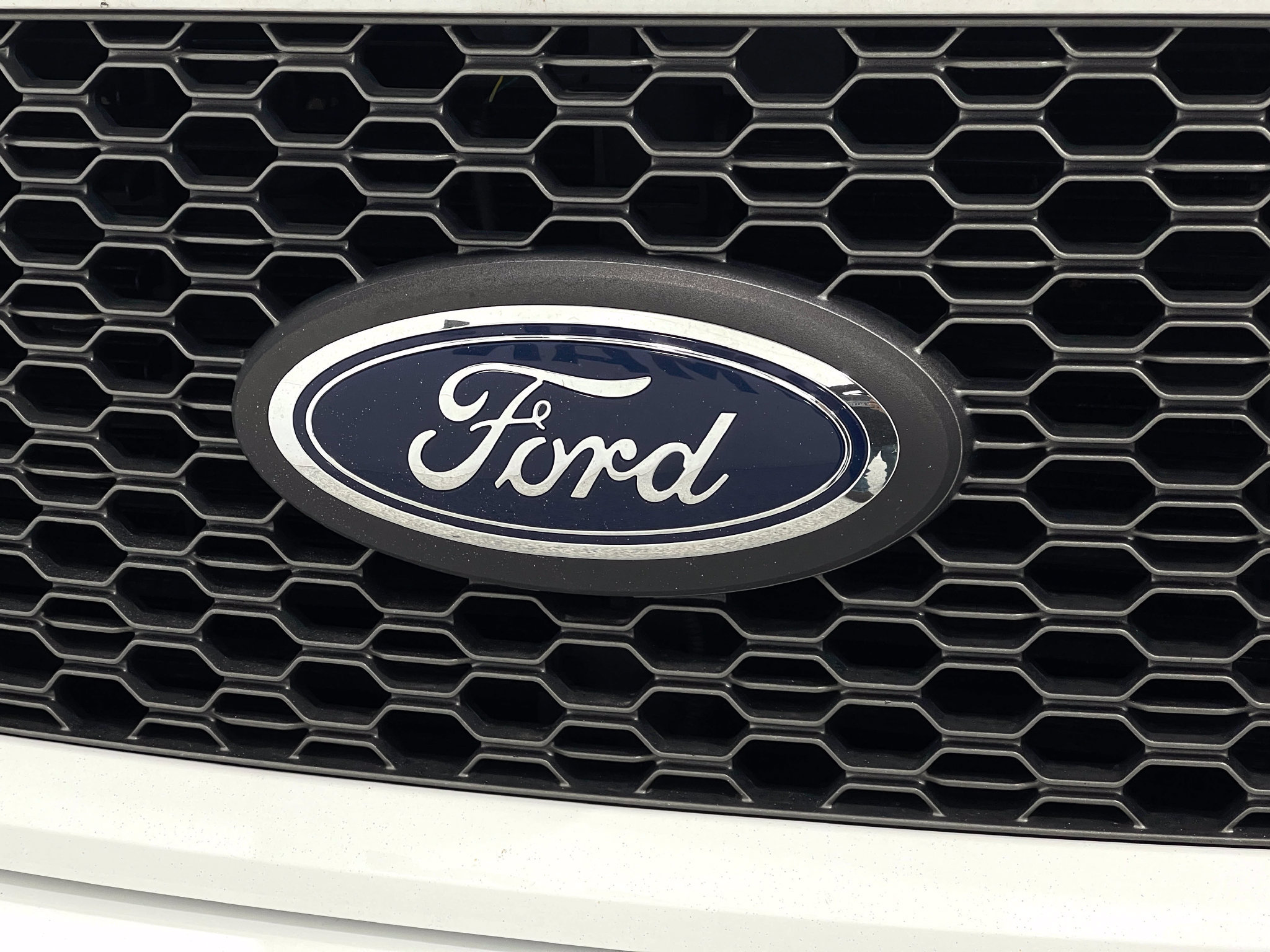 Used 2018 Ford F150 Lariat w/ Equipment Group 502A Luxury AWD/4WD image 37