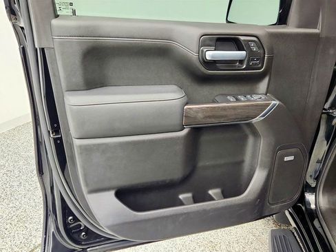 Used 2021 Chevrolet Silverado 1500 LTZ w/ Technology Package image 10