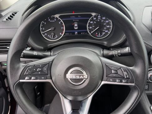 Used 2024 Nissan Sentra SV FWD image 7