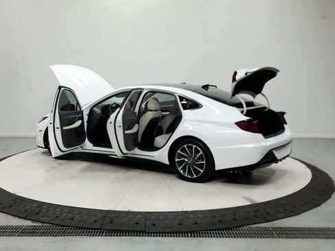 Used 2023 Hyundai Sonata Limited FWD image 14