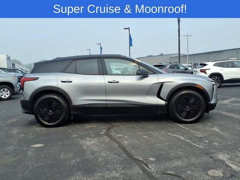 Used 2026 Chevrolet Blazer EV LT w/ Super Cruise Package AWD/4WD image 19