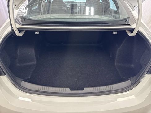 Used 2023 Chevrolet Malibu LS FWD image 23