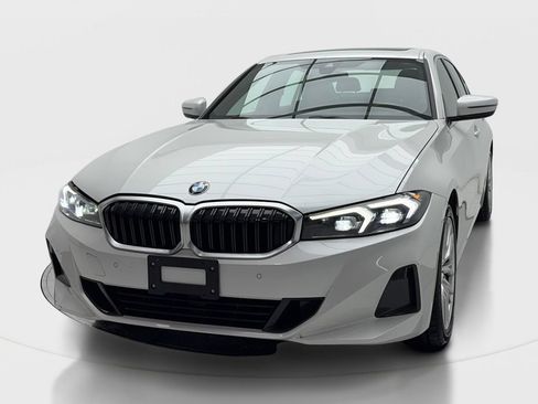 Used 2024 BMW 330i Sedan RWD image 4