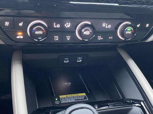 Certified 2025 Honda Accord Touring image 28