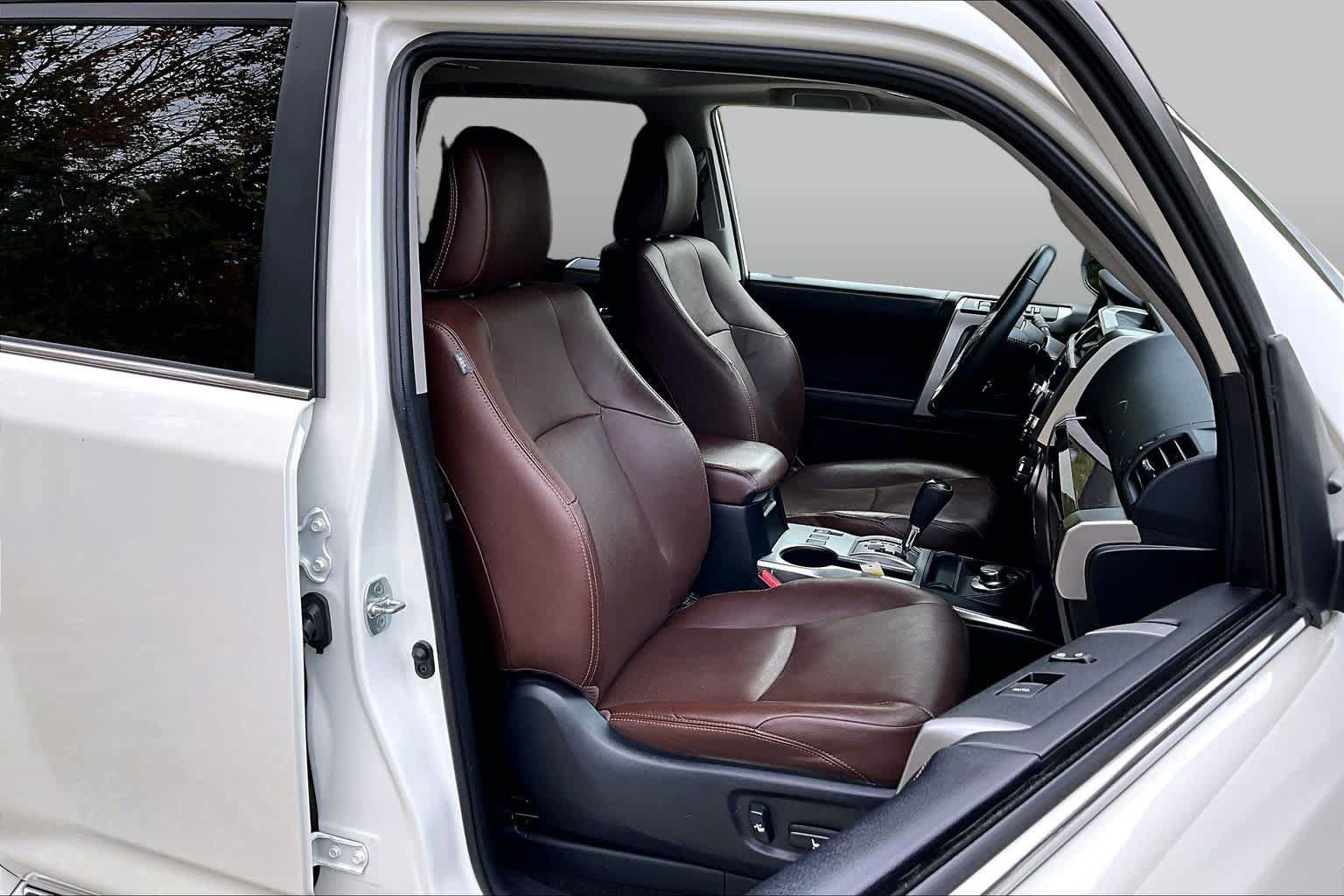 Used 2023 Toyota 4Runner Limited AWD/4WD image 8