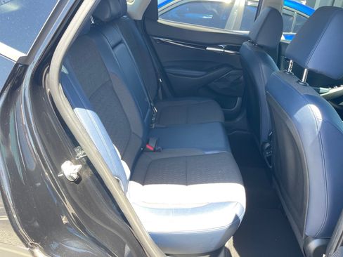 Used 2025 Kia Seltos S FWD image 16