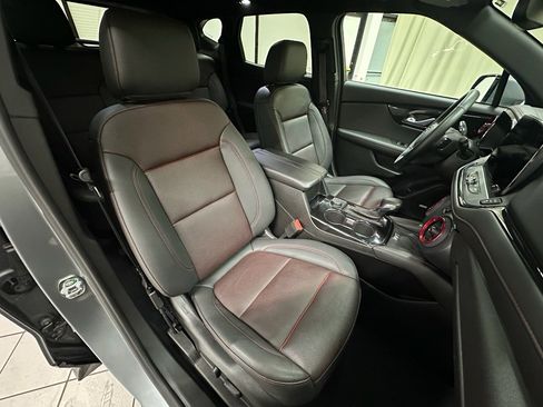 Certified 2025 Chevrolet Blazer RS image 18