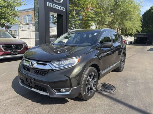 Used 2019 Honda CR-V Touring image 4