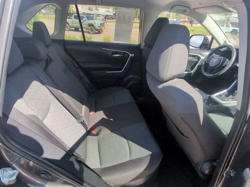 Used 2025 Toyota RAV4 XLE AWD/4WD image 26