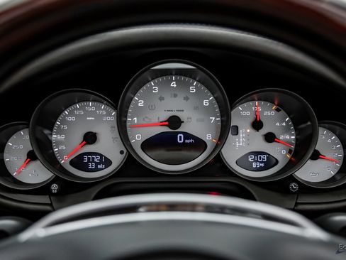 Used 2011 Porsche 911 Carrera S RWD image 90
