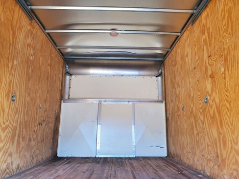 Used 2019 Chevrolet Express 3500 w/ Power Convenience Package image 10