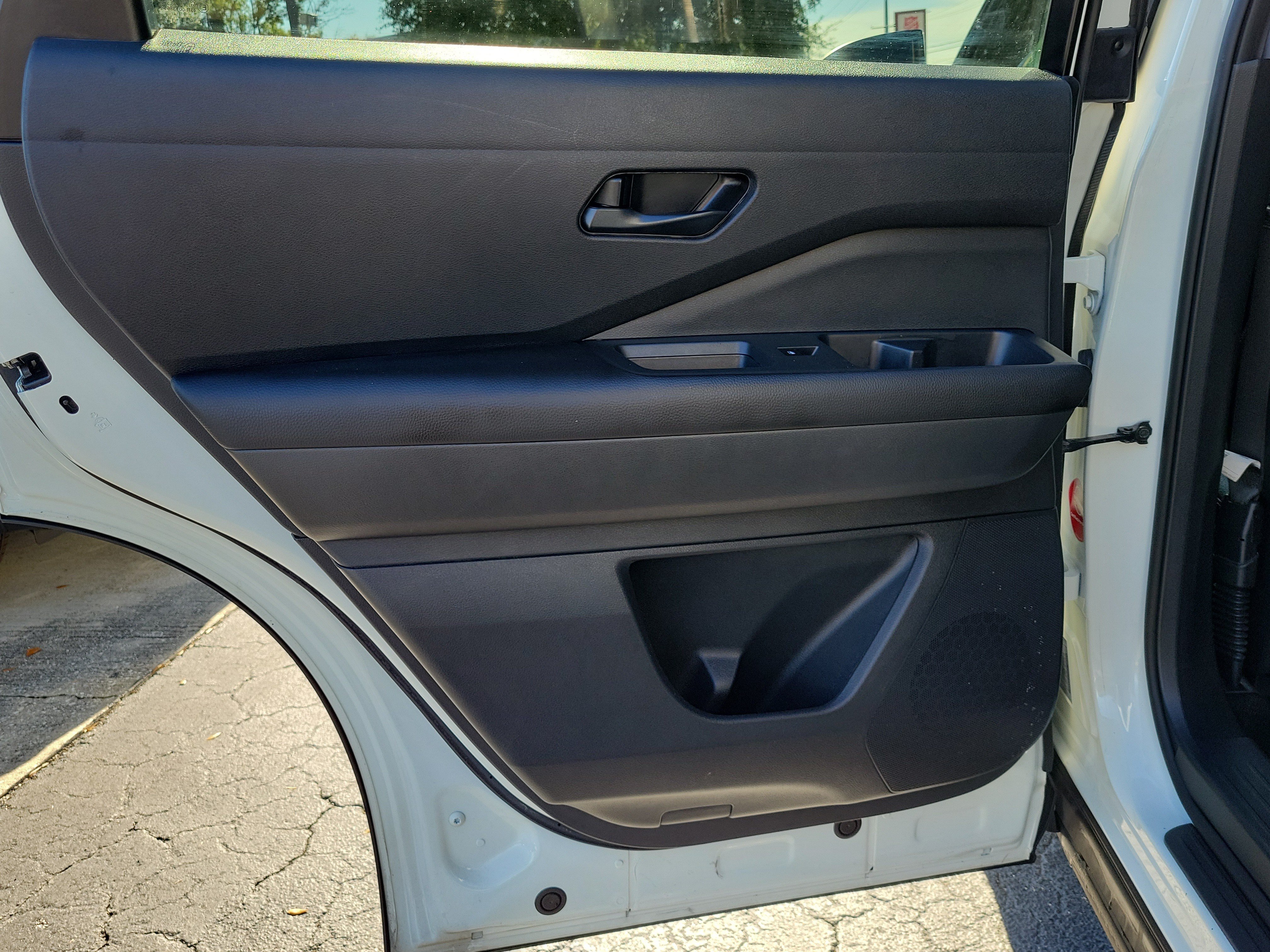 Certified 2024 Nissan Pathfinder Rock Creek AWD/4WD image 9