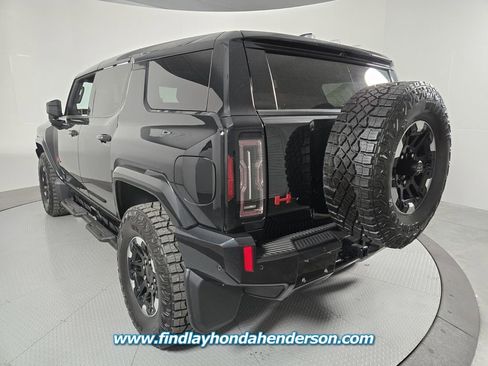 Used 2024 GMC Hummer EV 2X w/ Extreme Off-Road Package image 4
