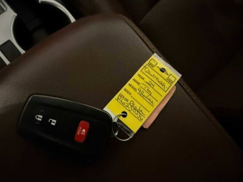 Certified 2024 Toyota 4Runner Limited image 40