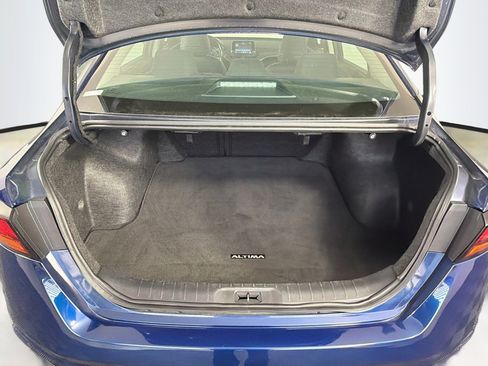 Used 2024 Nissan Altima 2.5 SR FWD image 29