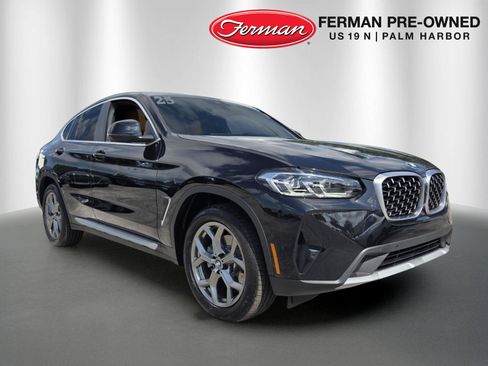 Used 2025 BMW X4 xDrive30i AWD/4WD image 1