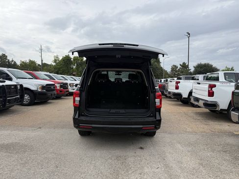 Used 2022 Ford Expedition XLT RWD image 39